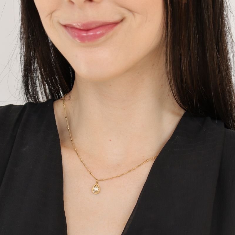 Colar Delicado Pedrinha em Aço Inox