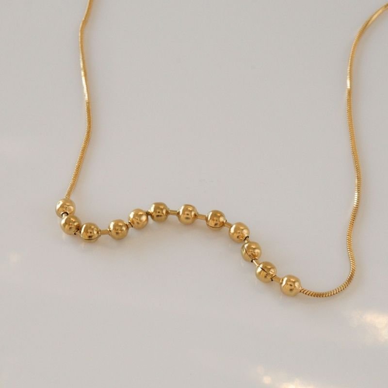 Colar Esferas Delicado em Aço Inox