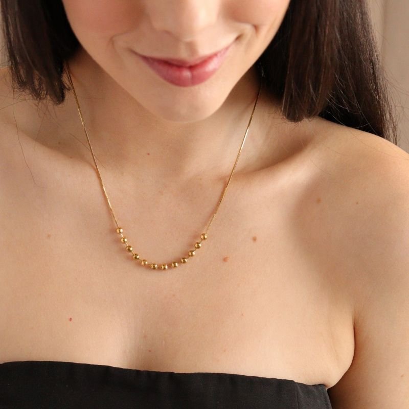 Colar Esferas Delicado em Aço Inox