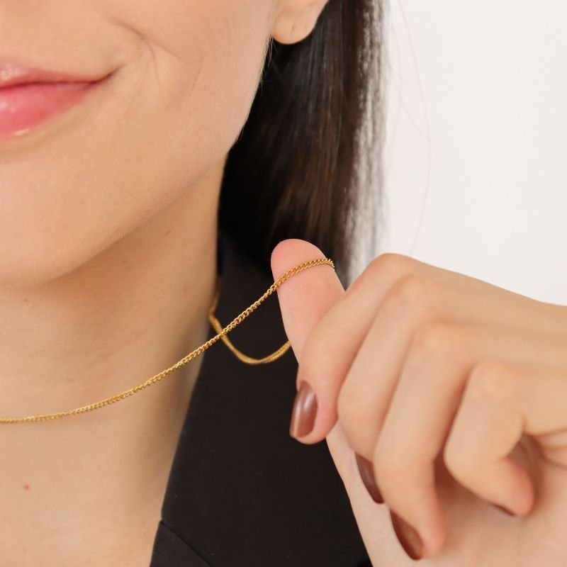 Colar Fino Delicado em Aço Inox