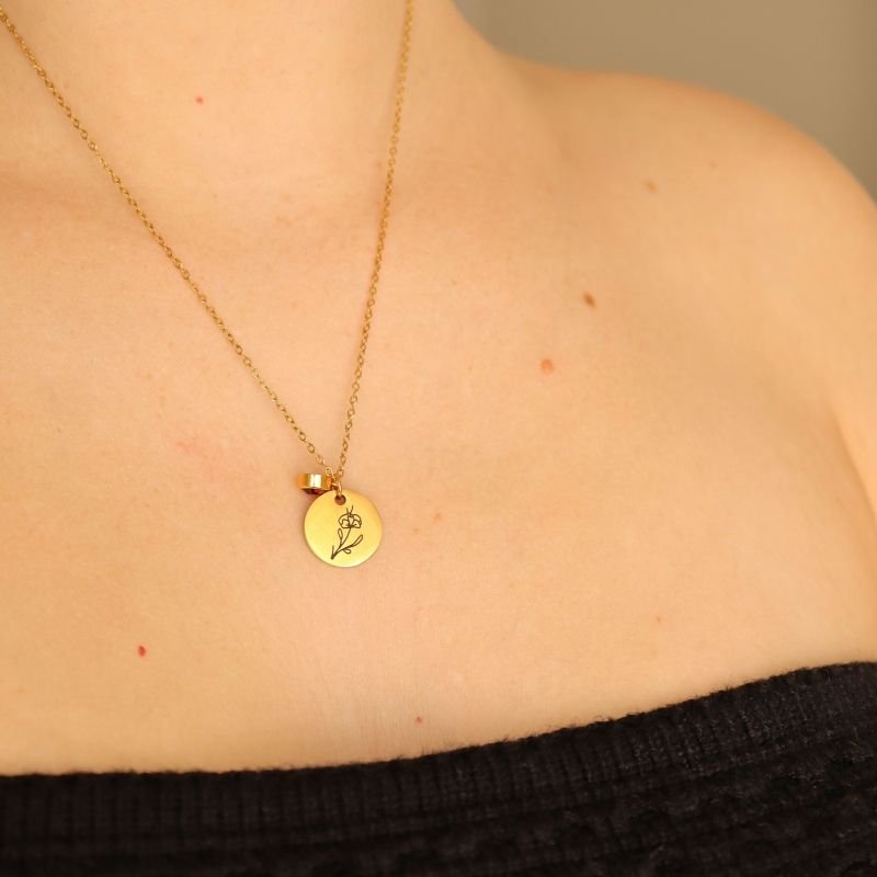 Colar Flor com Ponto de Luz Fumê em Aço Inox (Linha Premium)