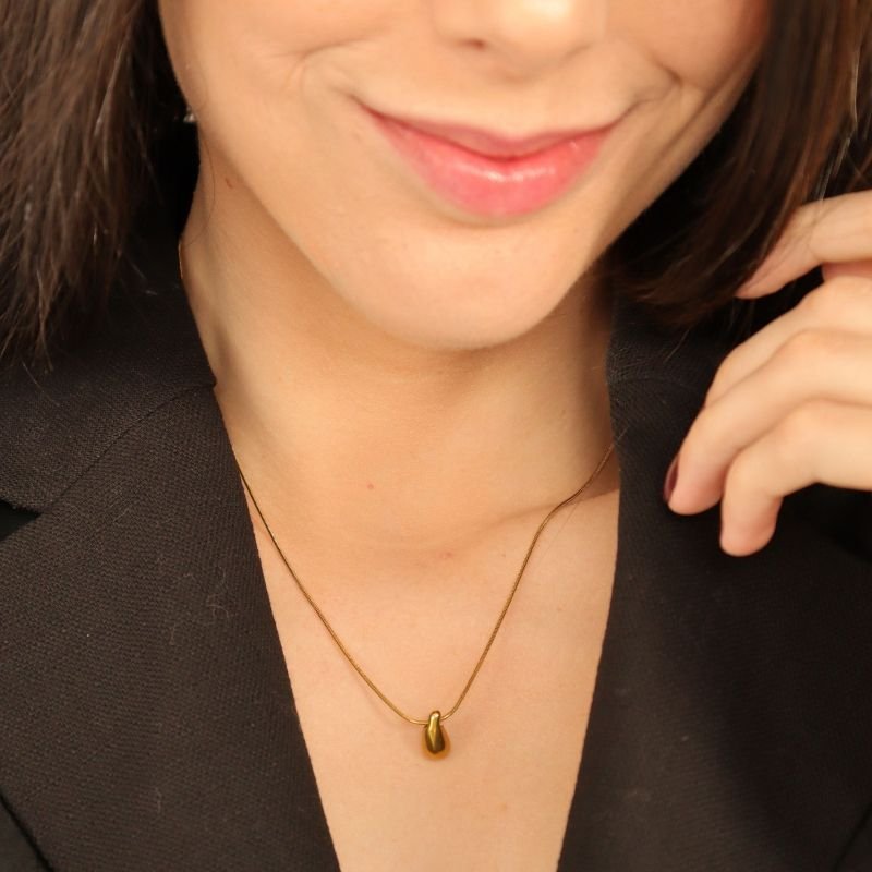 Colar Gota Delicada em Aço Inox (Linha Premium)