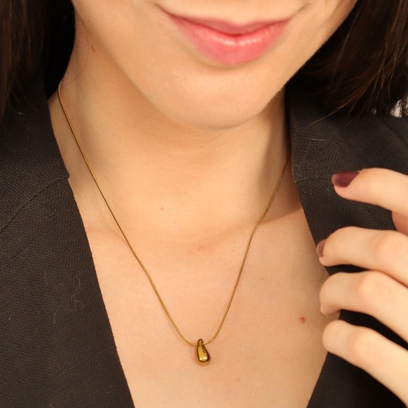 Colar Gota Delicada em Aço Inox (Linha Premium)