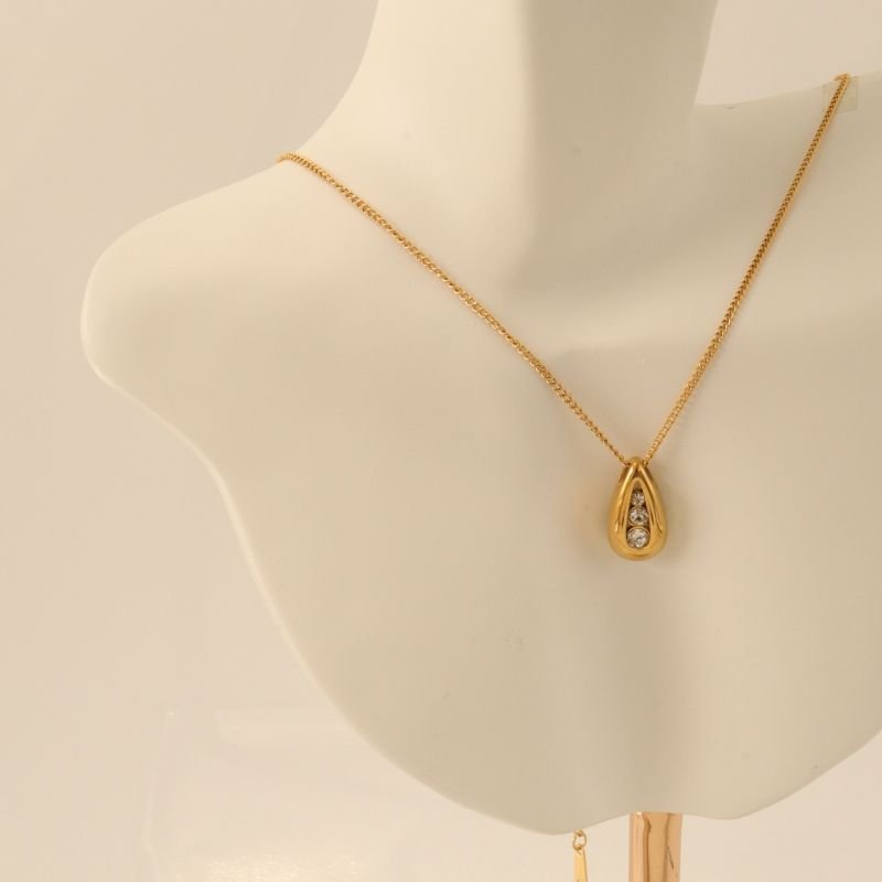 Colar Gota Delicado Pedrinhas em Aço Inox