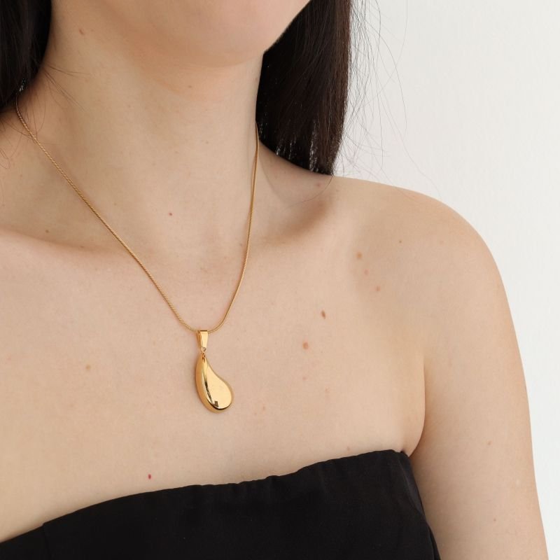 Colar Gota Orgânica em Aço Inox (Linha Premium)