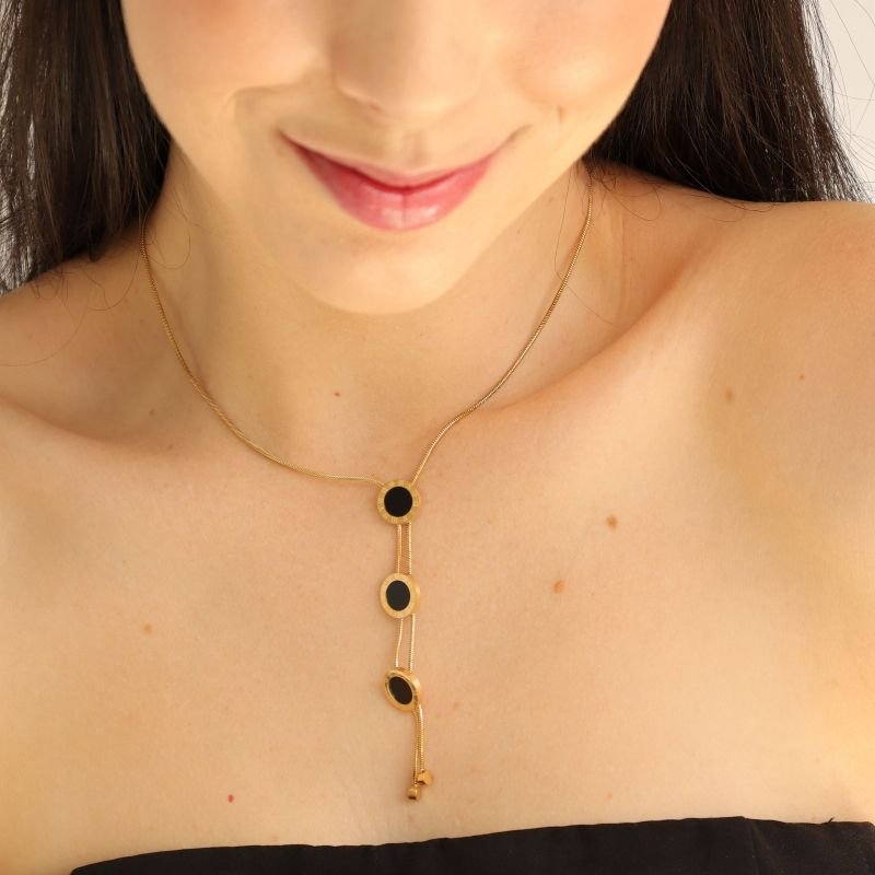 Colar Gravatinha com Números Romanos em Aço Inox (Linha Premium)