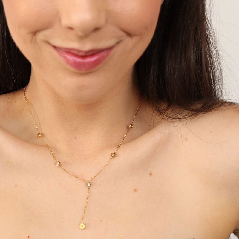 Colar Gravatinha Pedrinhas em Aço Inox