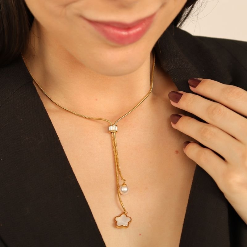 Colar Gravatinha Trevo em Aço Inox (Linha Premium)