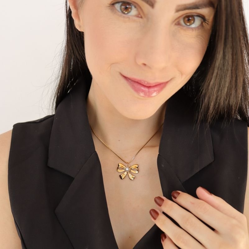 Colar Laço com Pérola em Aço Inox (Linha Premium)