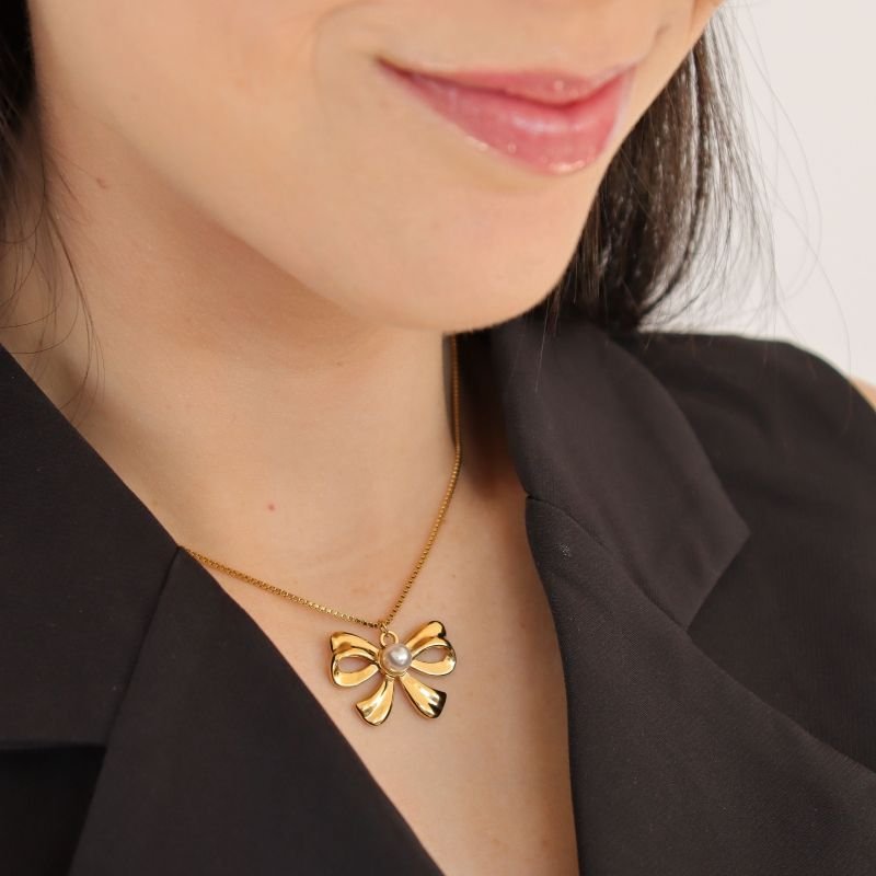 Colar Laço com Pérola em Aço Inox (Linha Premium)