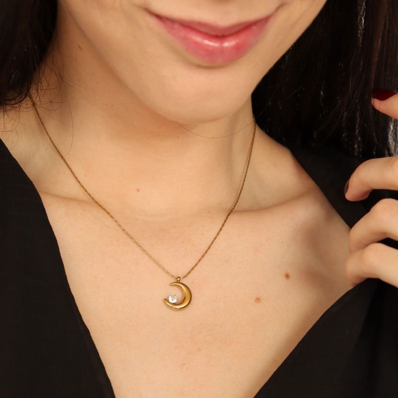 Colar Lua com Ponto de Luz em Aço Inox (Linha Premium)