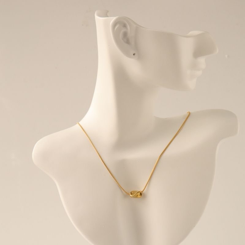 Colar Minimalista Delicado em Aço Inox