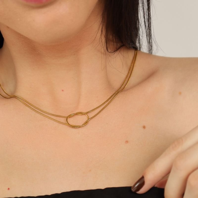 Colar Nó Moderno em Aço Inox