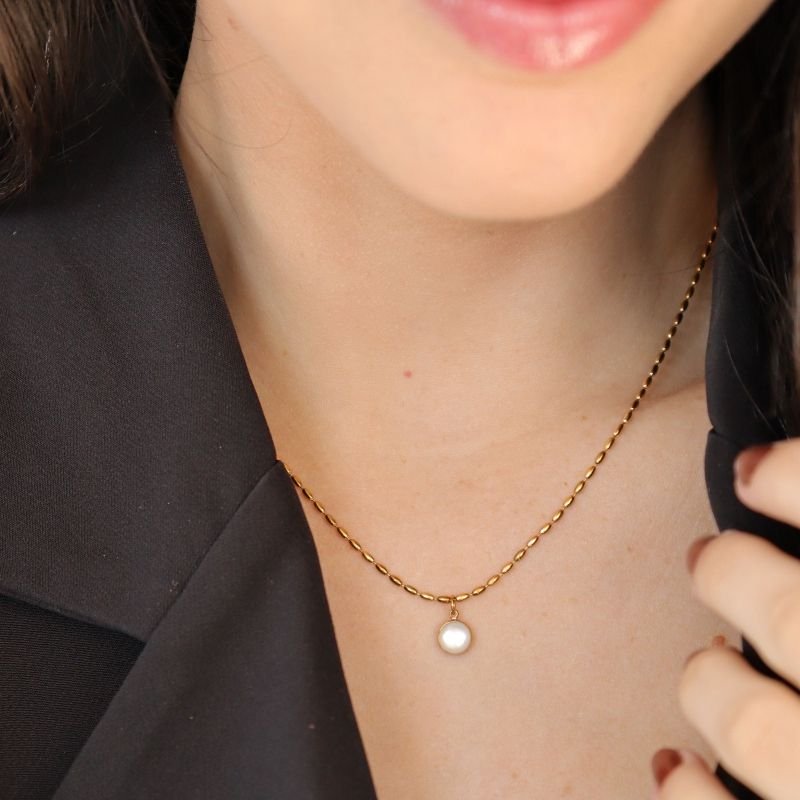 Colar Pedrinha Delicada em Aço Inox