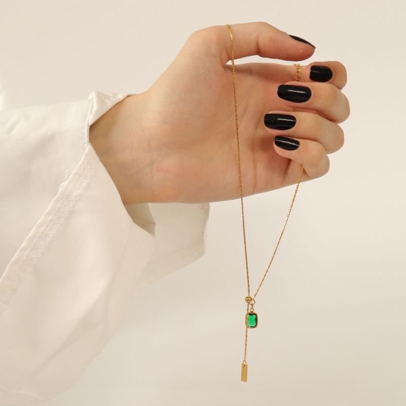 Colar Pedrinha Verde Delicado em Aço Inox