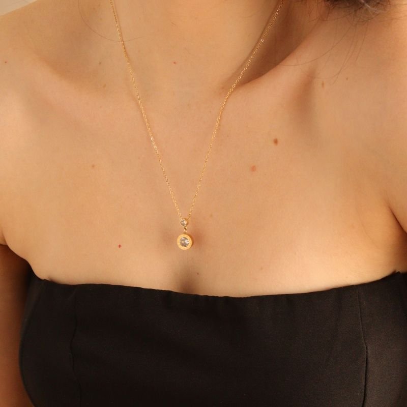 Colar Ponto de Luz e Números Romanos em Aço Inox