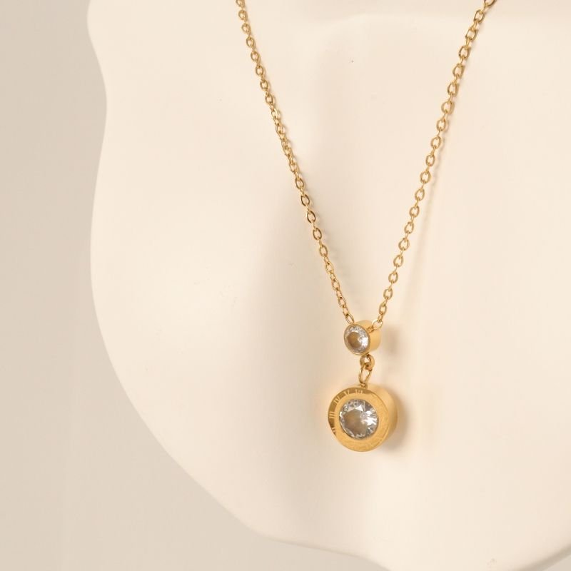 Colar Ponto de Luz e Números Romanos em Aço Inox