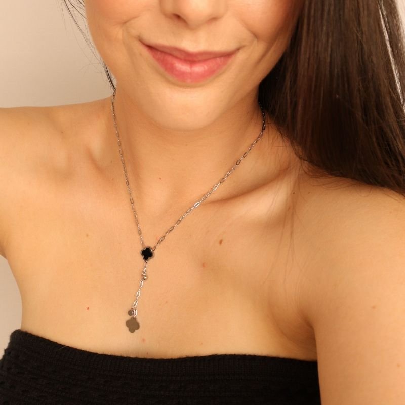 Colar Trevo Delicado em Aço Inox