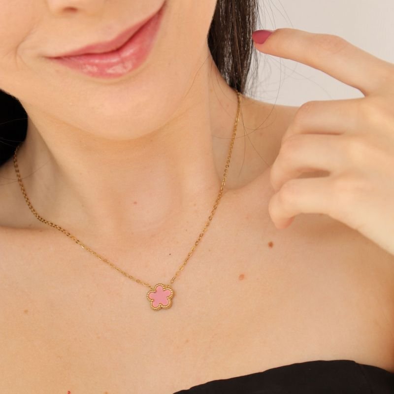 Colar Trevo Rosa em Aço Inox