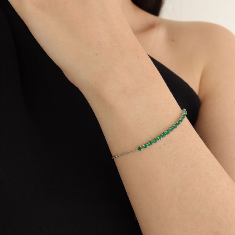 Pulseira com Detalhe em Riviera em Aço Inox