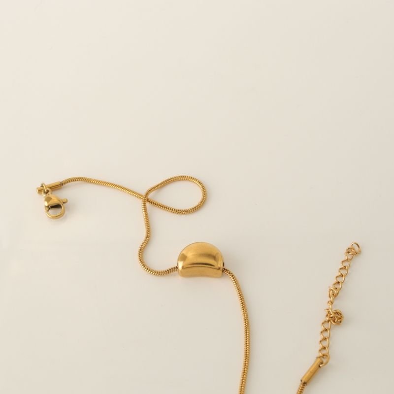 Pulseira com Detalhe Minimalista em Aço Inox