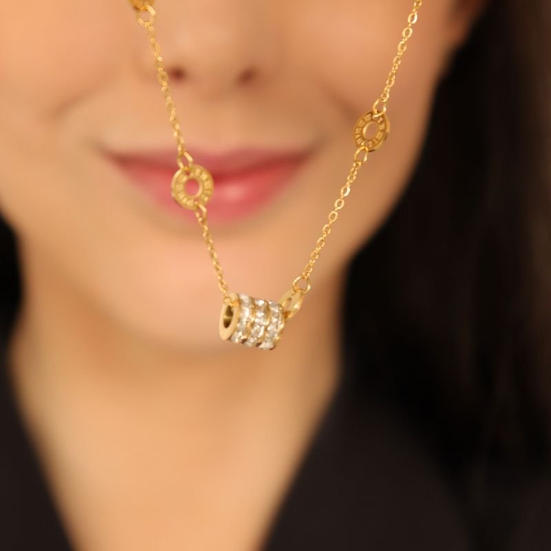 Pulseira Cravejada e Número Romanos em Aço Inox