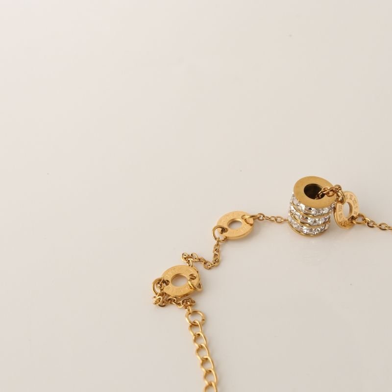 Pulseira Delicada com Cravejado em Aço Inox