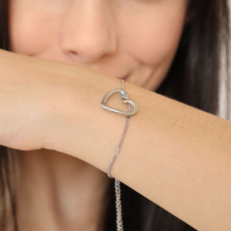 Pulseira Delicada com Pingente Coração em Aço Inox