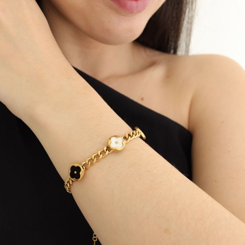 Pulseira Inspiração Van Cleef Corrente em Aço Inox (Linha Premium)