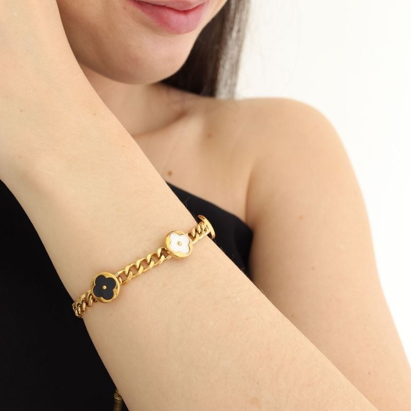 Pulseira Inspiração Van Cleef Corrente em Aço Inox (Linha Premium)