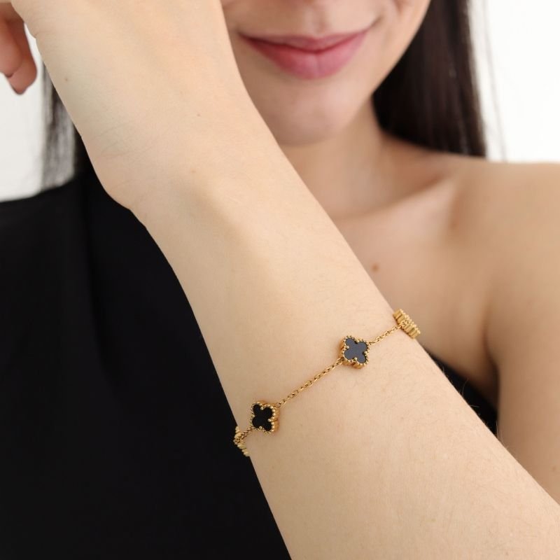 Pulseira Inspiração Van Cleef em Aço Inox