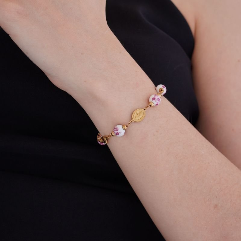 Pulseira Nossa Senhora e Cruz com Detalhe em Aço Inox (Linha Premium)