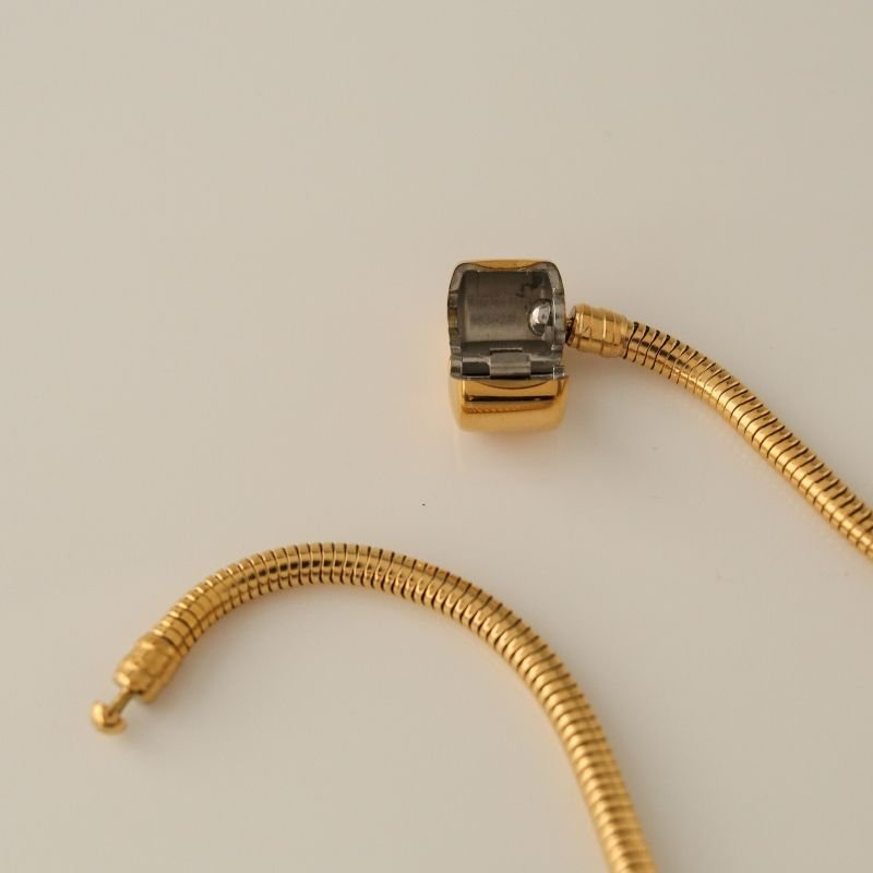 Pulseira Pandora para Berloques em Aço Inox 18cm de comprimento