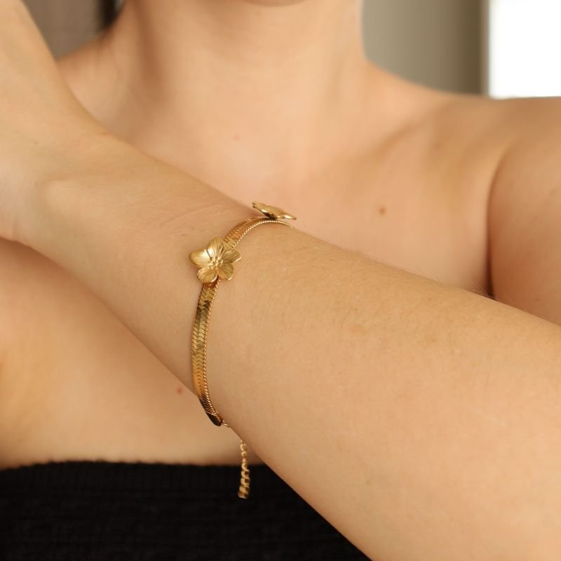 Pulseira Três Flores Laminada em Aço Inox (Linha Premium)