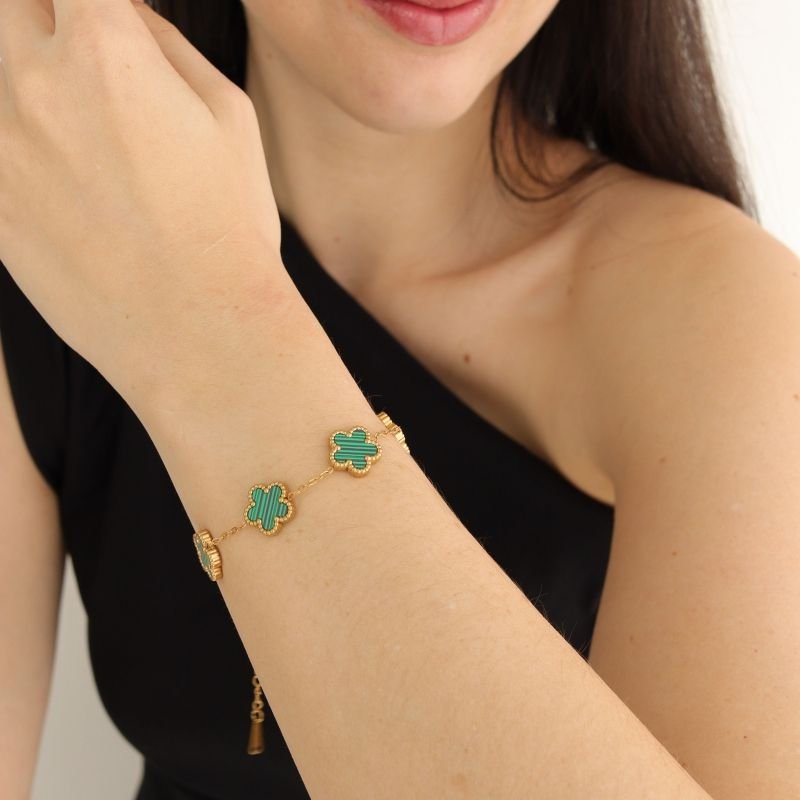 Pulseira Inspiração Van Cleef Trevos Verdes em Aço Inox (Linha Premium)