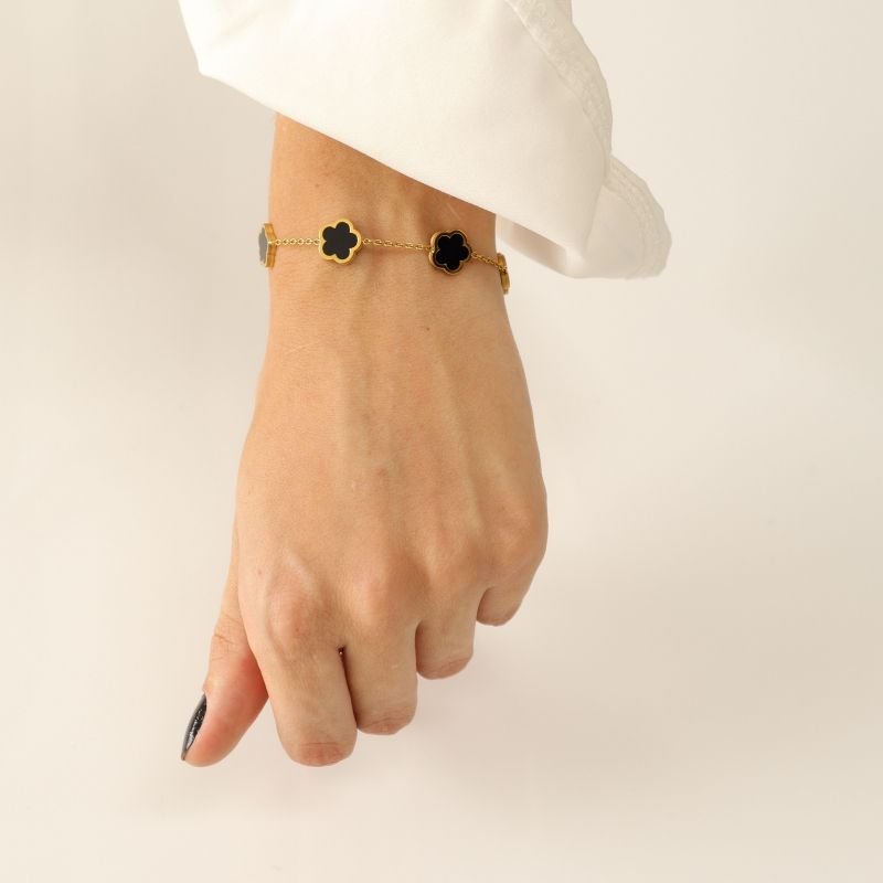 Pulseira Trevo Preta em Aço Inox (Linha Premium)