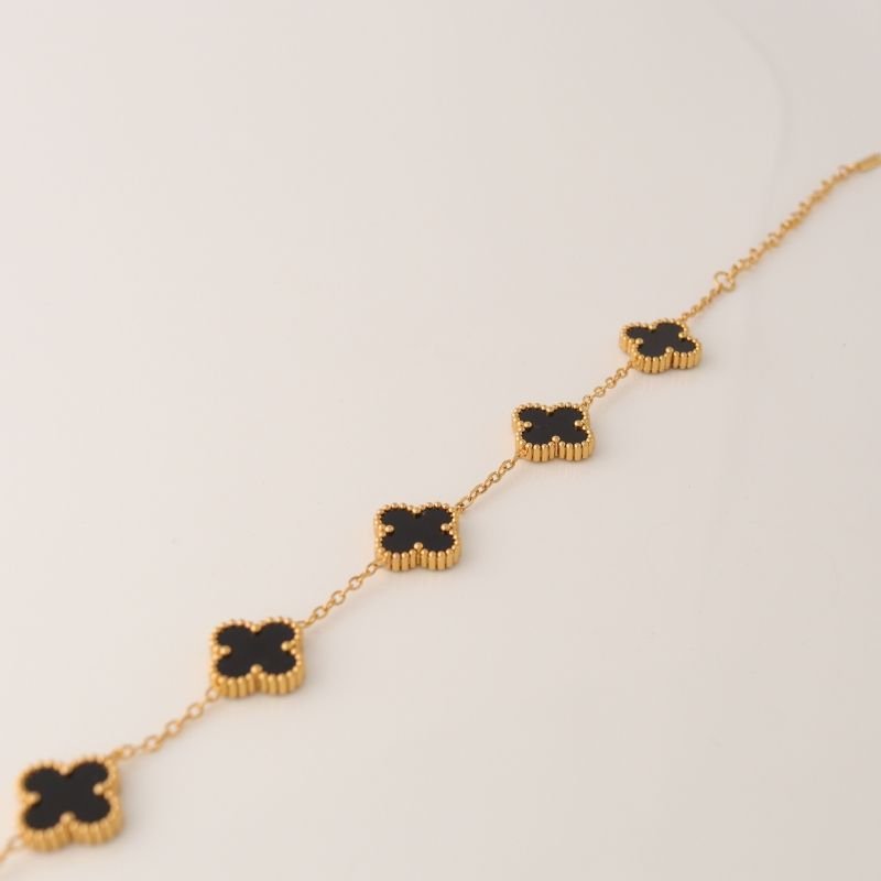 Pulseira Inspiração Van Cleef Clover Maior Black em Aço Inox